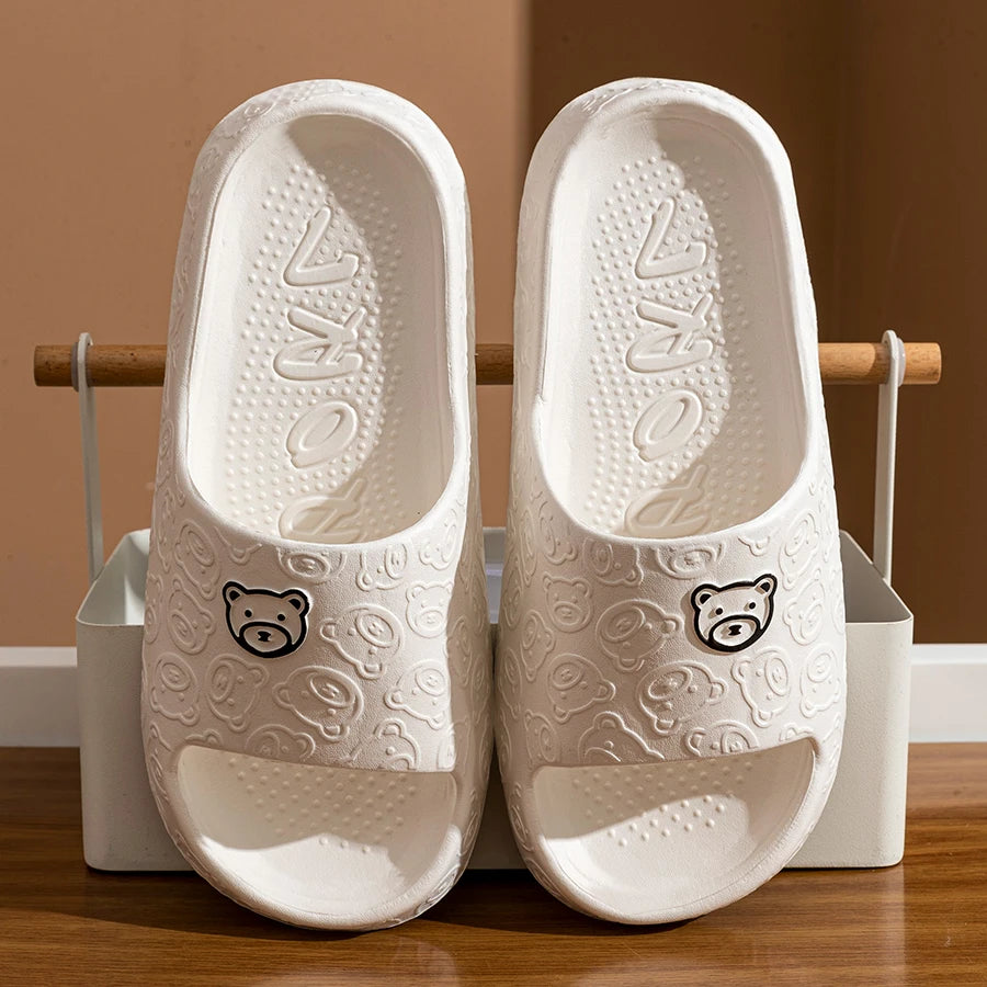 Chinelo Casual com Estampa de Ursinho