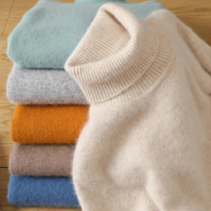 Suéter Feminino Gola Alta em Lã Merino