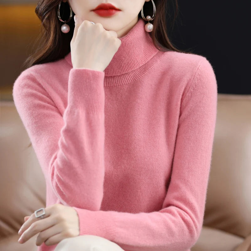 Suéter Feminino Gola Alta em Lã Merino