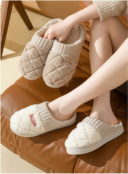 Pantufa Unissex Plush Antiderrapante