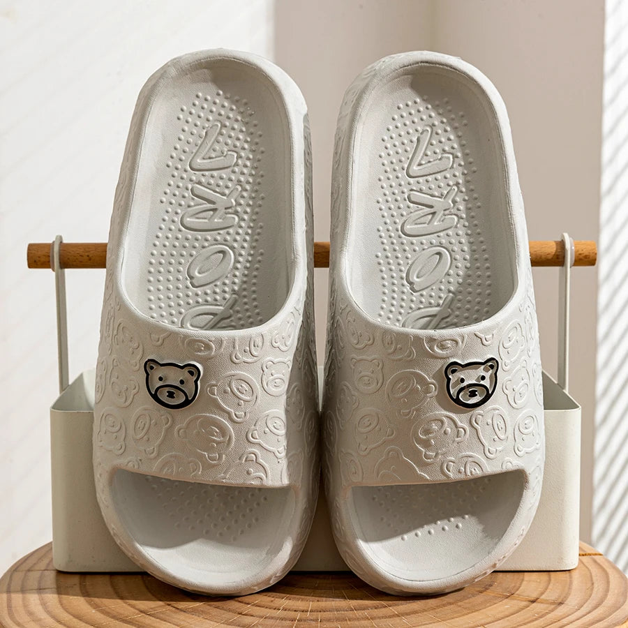 Chinelo Casual com Estampa de Ursinho