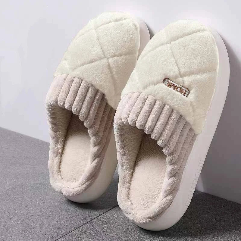 Pantufa Unissex Plush Antiderrapante