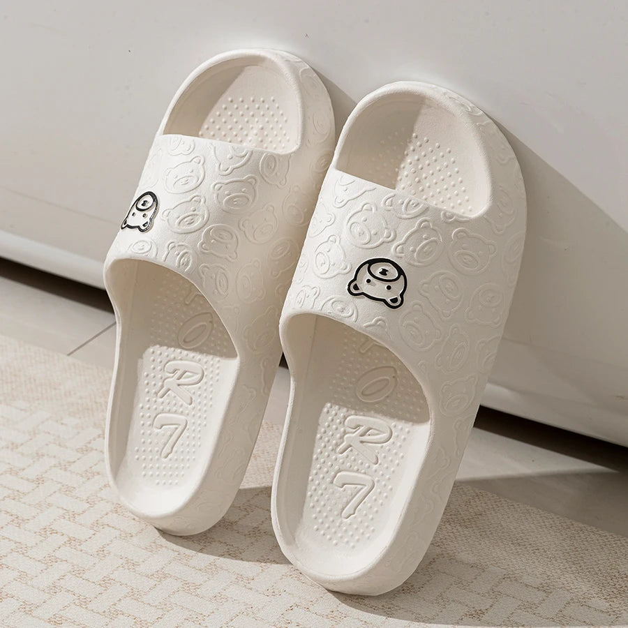 Chinelo Casual com Estampa de Ursinho